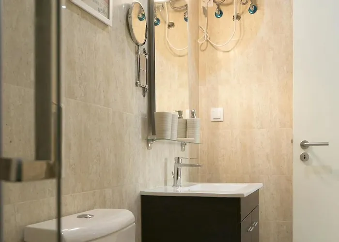 Very Near Subway 리스본